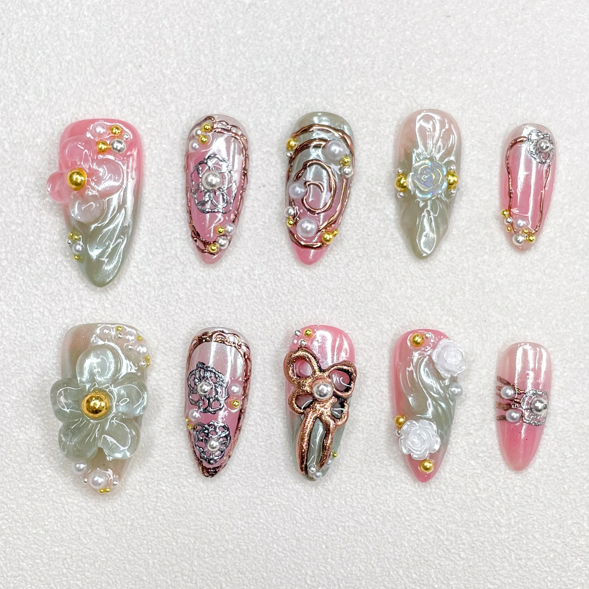 

New Handmade Embossed Series Nail Art Press on Nails Carved Hand Painted Fake Nails Almond Bow Style Mandarin Duck Series
