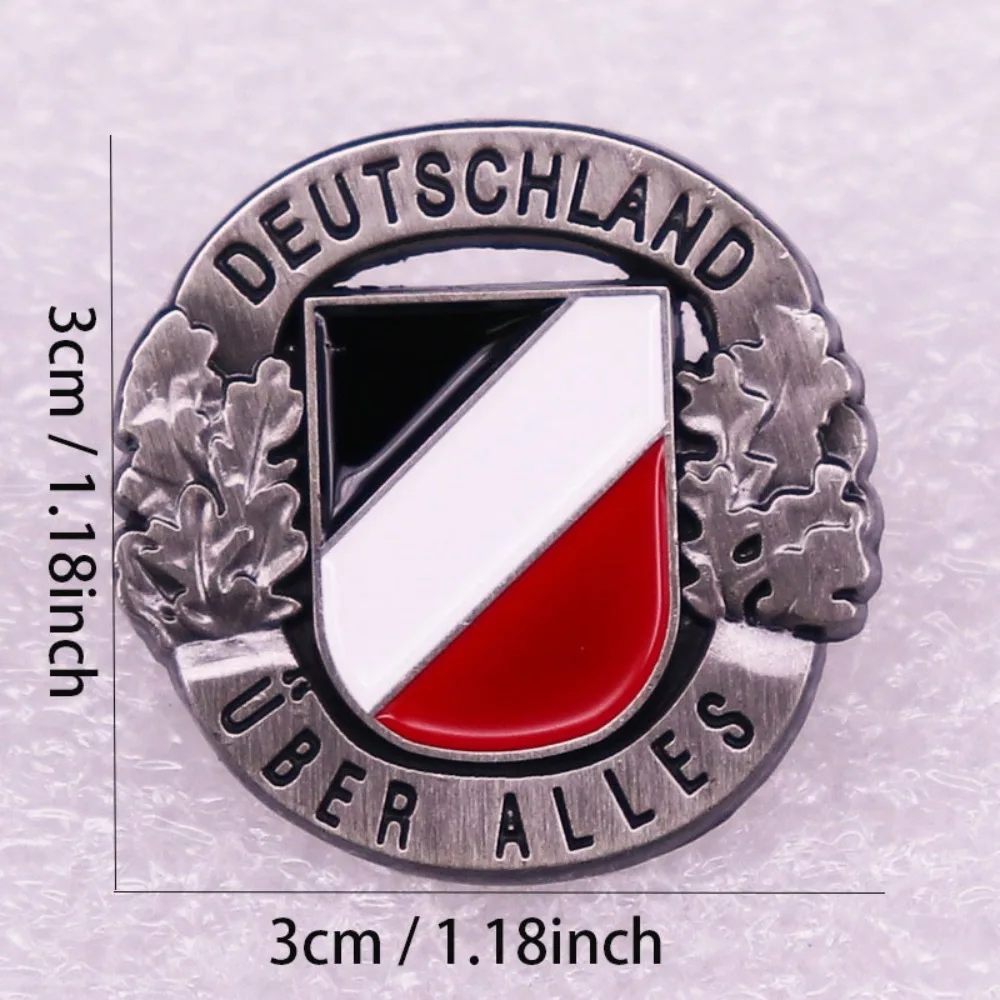 1pc German Flag Metal Pin Oak Leaf Brooch Vintage Badge Brooch Decoration for Bags Purse Clothes #3