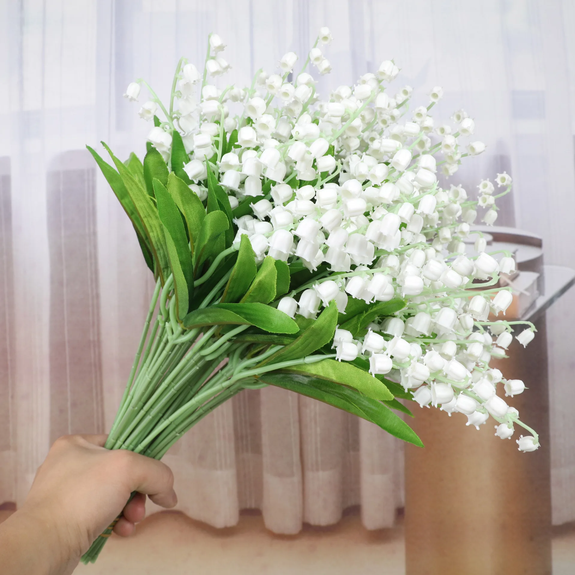 

10pcs/set Simulation Green Plants Lily Valley Bride Hold Bouquet Home Decoration FIower Supplies High-End Wedding Prop Wholesale