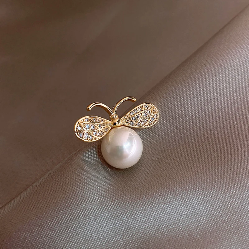 New Rhinestone Butterfly Collar Pin Big Imitation Pearl Brooch Pins Gifts
