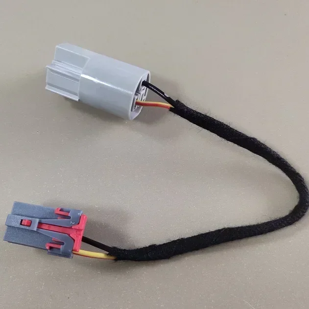 

Для Mazda alexa Ford Focus Mondeo разъем прикуривателя 3pin