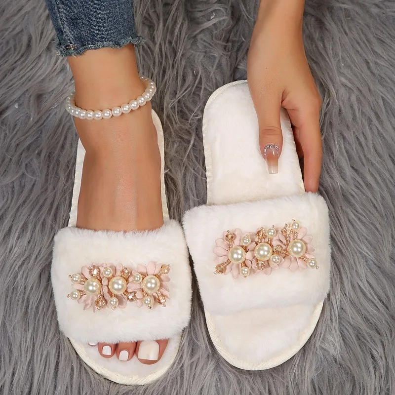 Woolly Slippers Female New Autumn and Winter New Fashion Metal Rhinestone Home Word Cotton Slippers Zapatos De Mujer