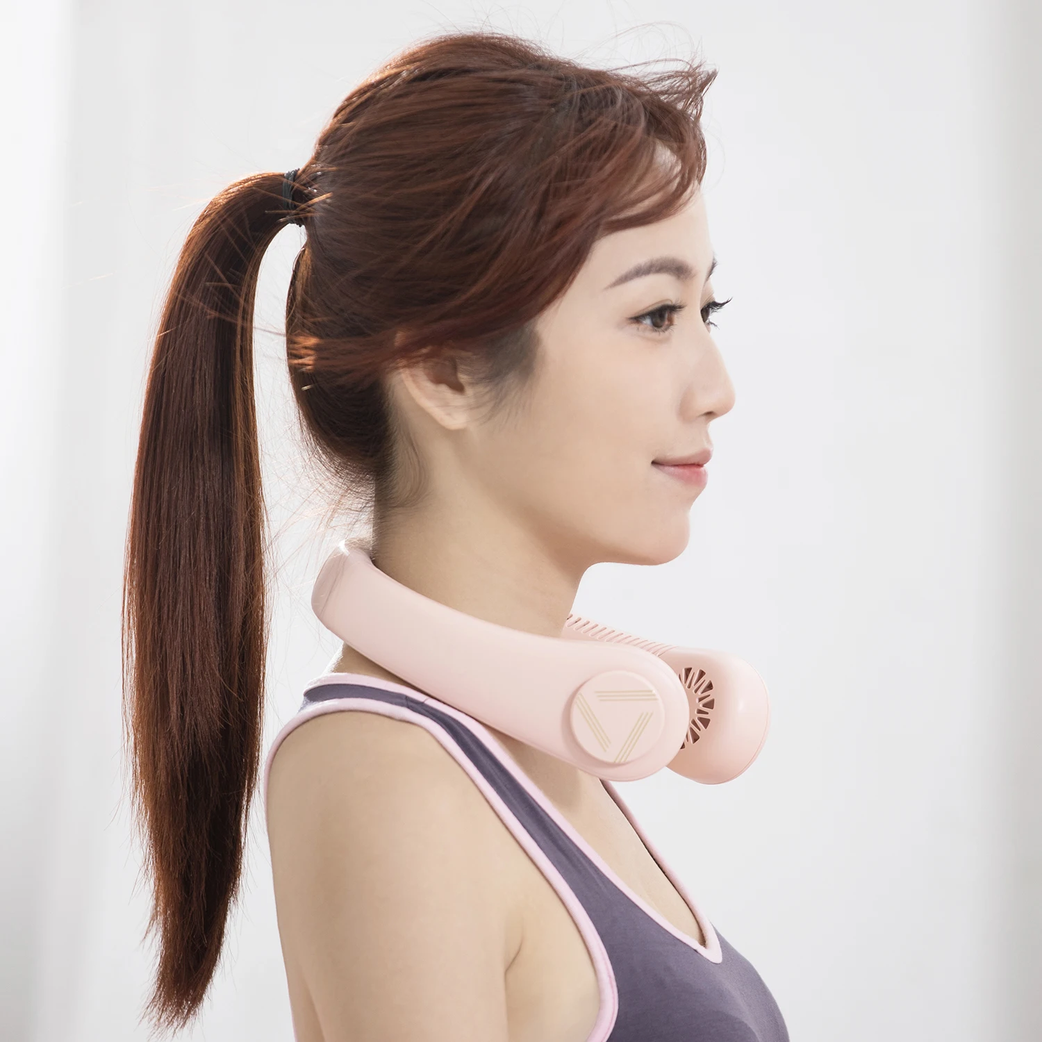 مروحة كهربائية صغيرة قابلة لإعادة الشحن عبر USB قابلة للتعديل لتبريد الرقبة ومروحة محمولة بشريط للرقبة