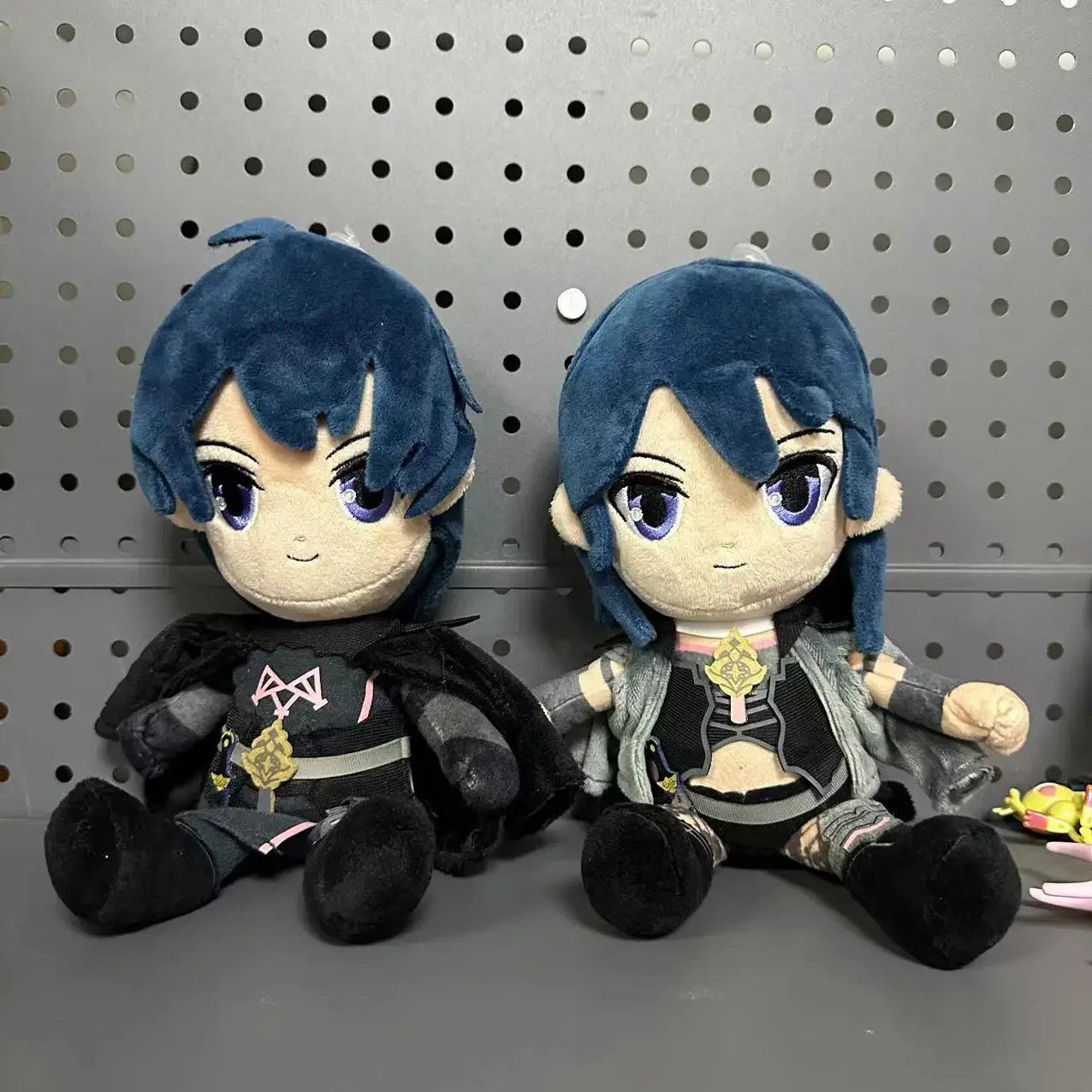 NEW Fire Emblem: Three Houses Plush Toys Dolls Lucina Roy Flayn  display picture 1