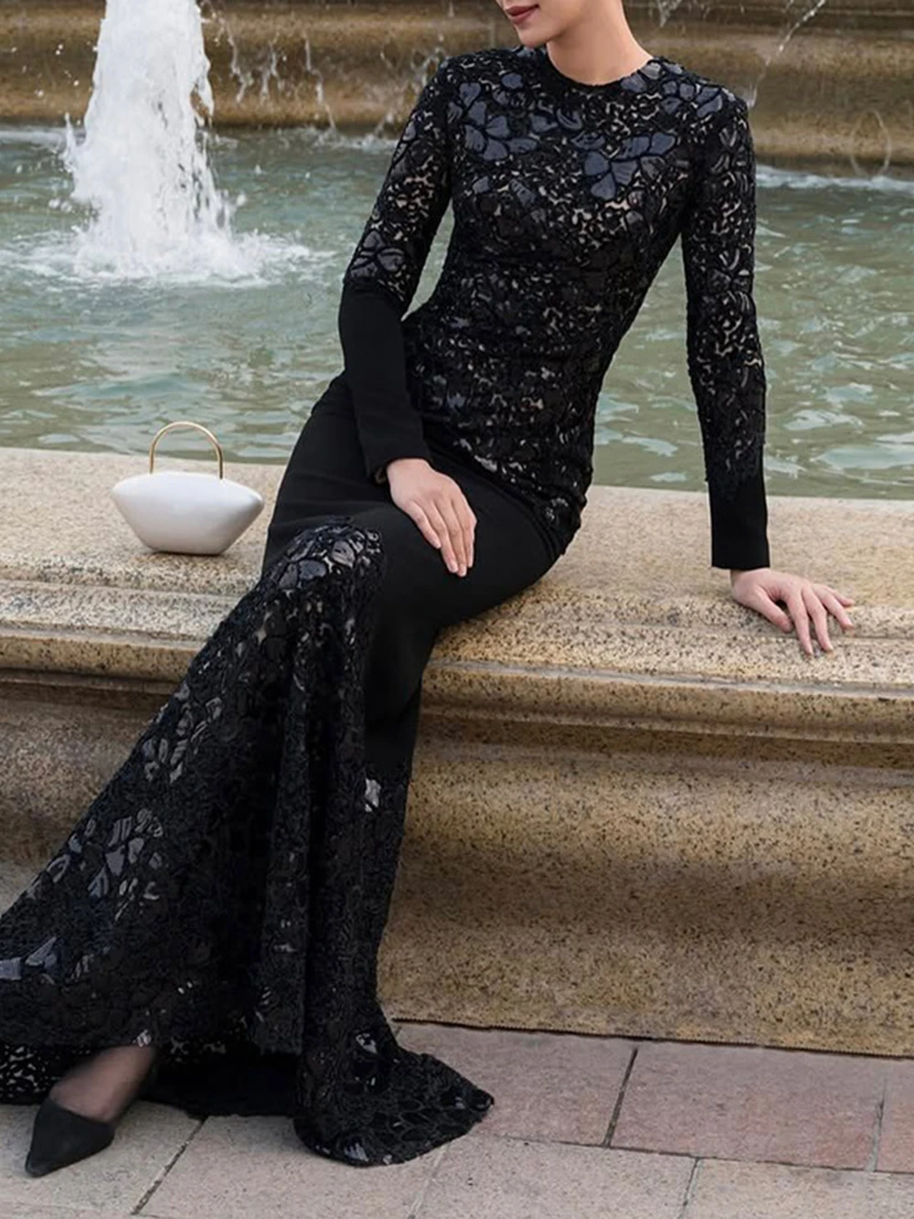 

Mingyuan Style Lace Embroidered Gowns Long Skirt 2026 New Autumn Style Round Neck Long Sleeved Slim And Slimming Dress