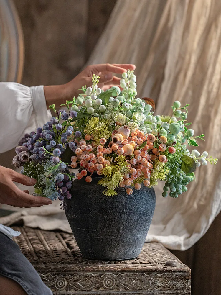 Artificial flower blueberry fruit fake flower high-end sense realistic decoration bionic dry branch flower arrangement decoratio
