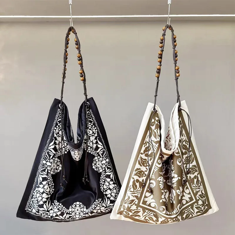 

Spring and summer creative design Bohemian large capacity handbags fashionable scarf print double-sided art rope braided bag