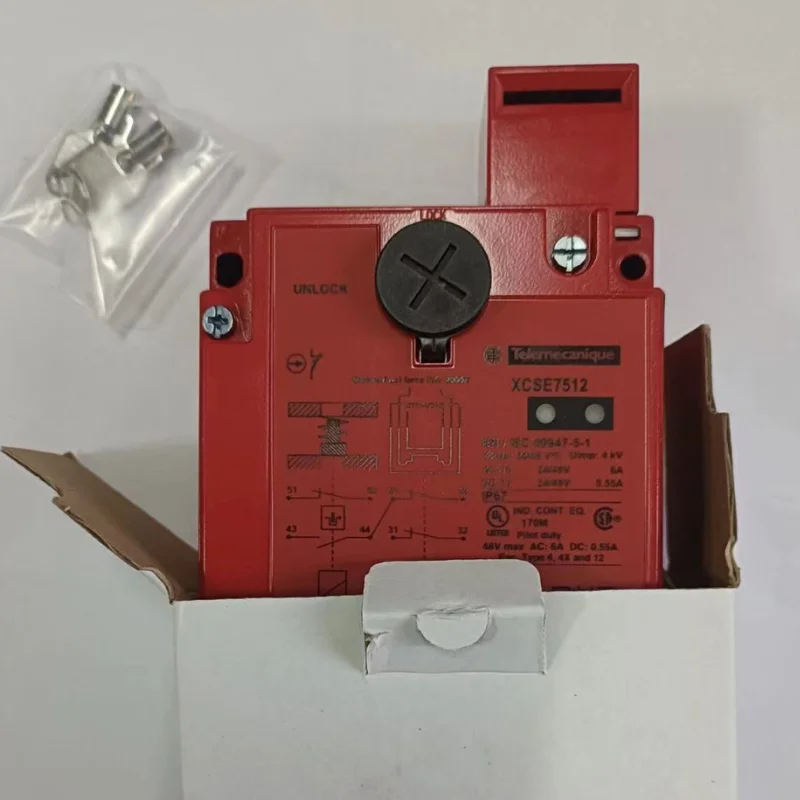 New safety limit switch XCSE7512 for fast delivery