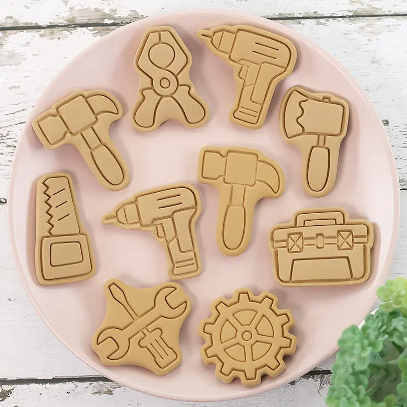 8Pcs/Set Repair Tools Biscuit Mold Screw Hammer Wrench Shape Cookie Cutter Stamp Fondant Cake 3D Plastic Baking Decoration Tools