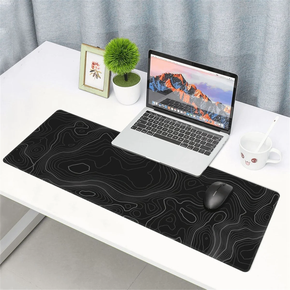 

Hot sale Extended Mouse Pad Big Gaming Mouse Pad Desk Mat Desk Pad Long Desk Mats Computer Keyboard Desk Mat with Non-Slip Base