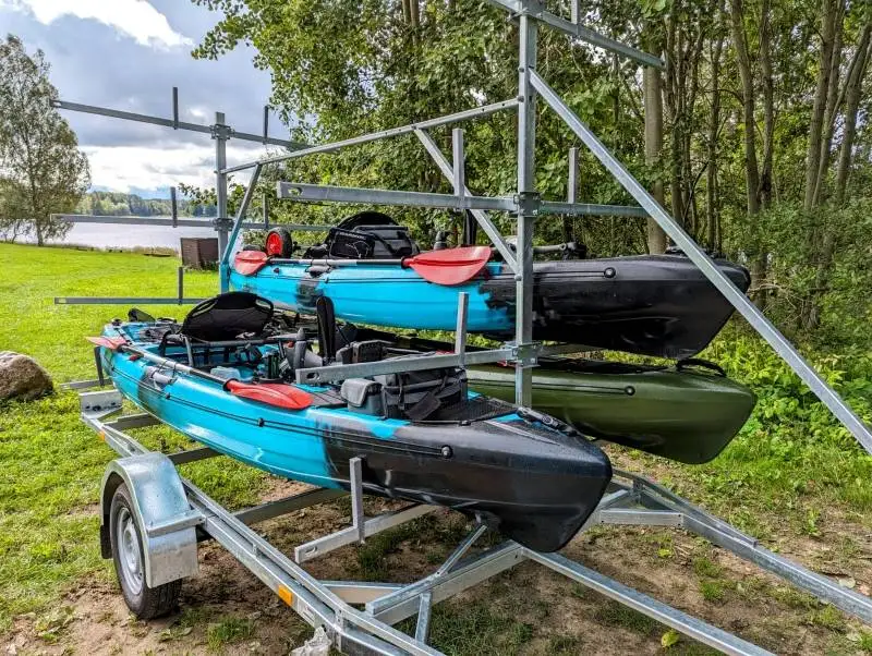2-teiliges modulares Pedalantrieb-Angelkajak, wasserdichtes Ruderboot für Outdoor-Sportarten – Verkaufsförderung