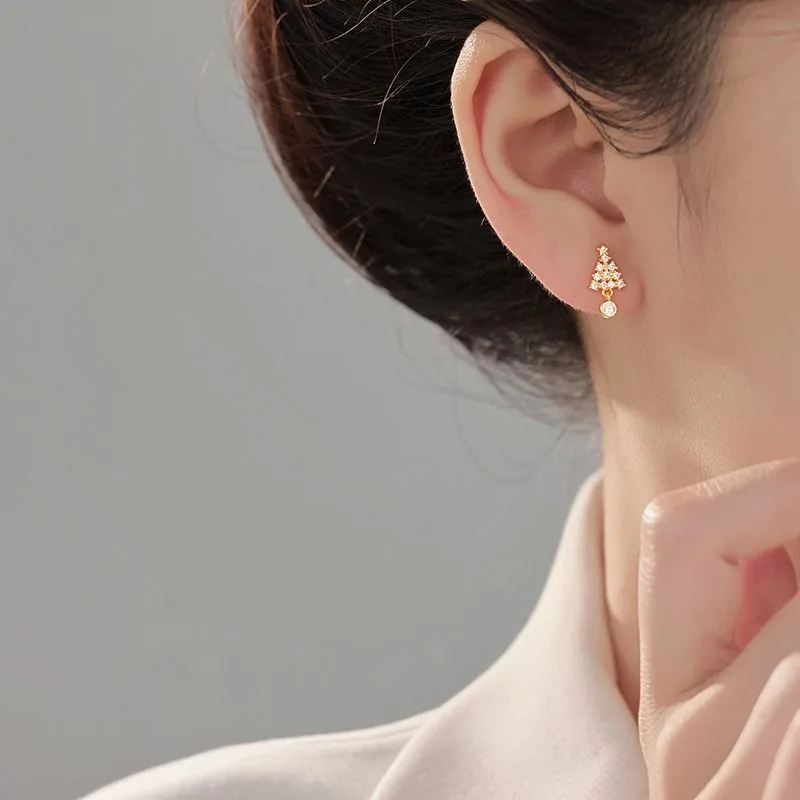 S925 Sterling Silver Christmas Tree Stud Earrings Elegant High End Temperament Ear Jewelry Gift for Girlfriend and Women Party