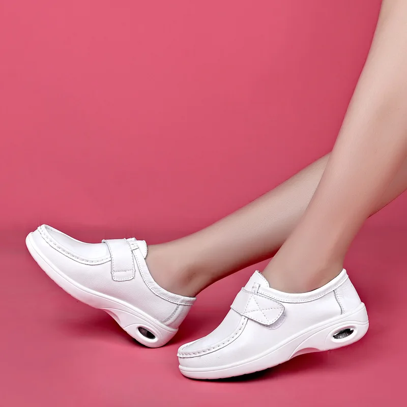 

Autumn and winter breathable nurse shoes women's non-slip warm fleece-lined flat wedge soft bottom white comfortable