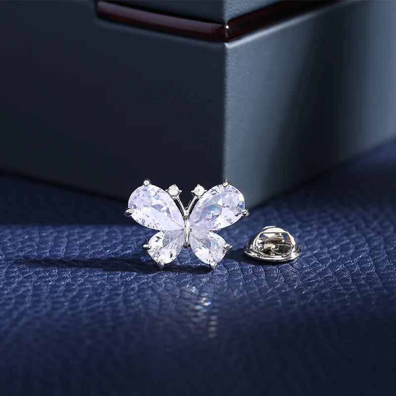 Cute Butterfly Brooch White Rhinestone Brooches for Women Wedding Couple Jewelry Aesthetic Zircon Crystal Pin Shawl Button Gifts