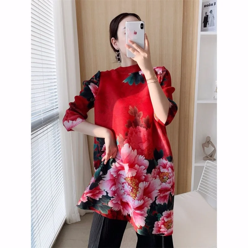 

Retro peony printing seven-point sleeve loose A version of the cover meat slime skirt pleated fashion 2023 spring new women