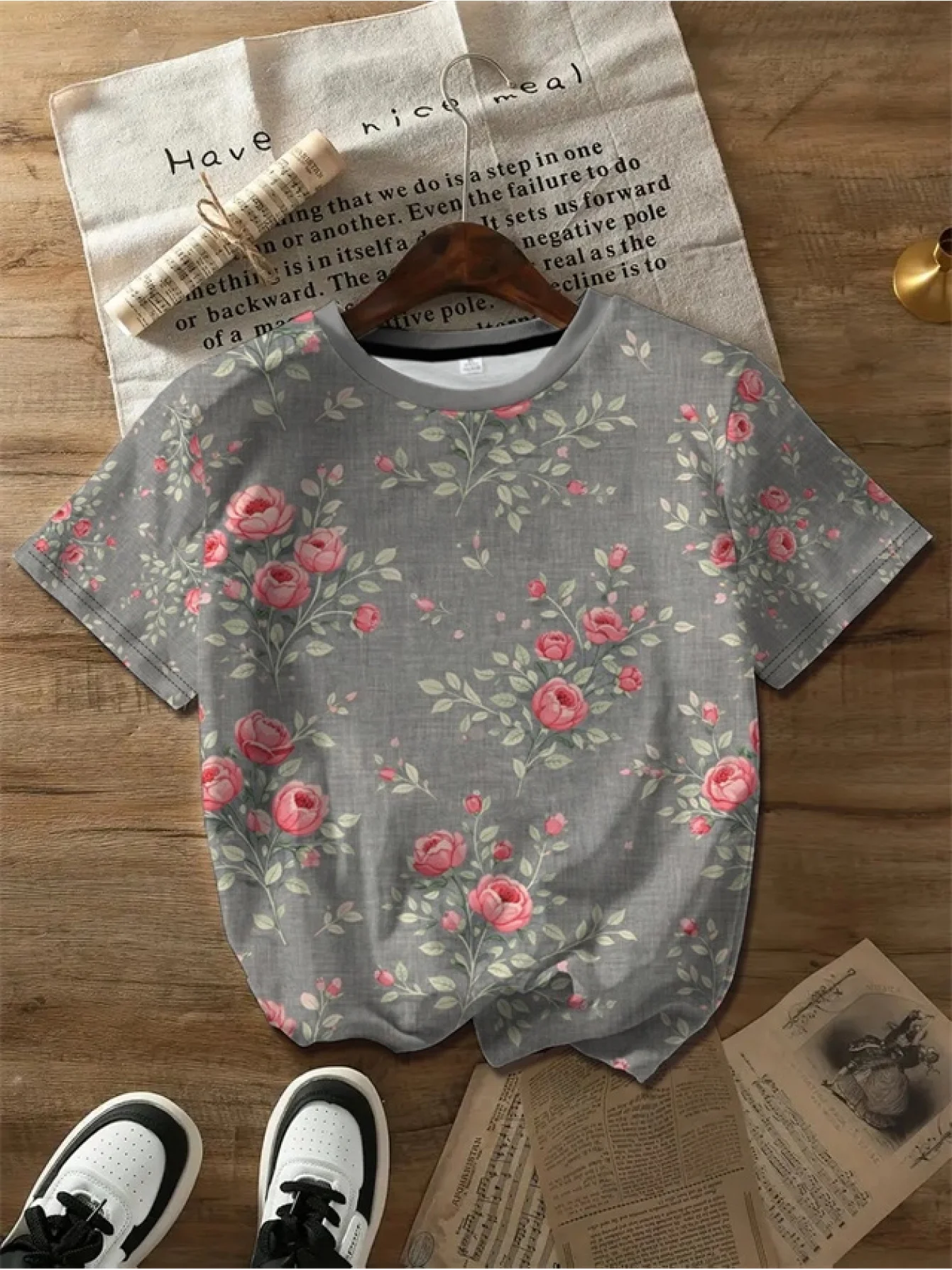 Women Rose Vine Floral Print T-Shirt, Vintage Casual Flower Graphic Tee, Breathable Quick Dry Top, Vacation Office Daily Wear