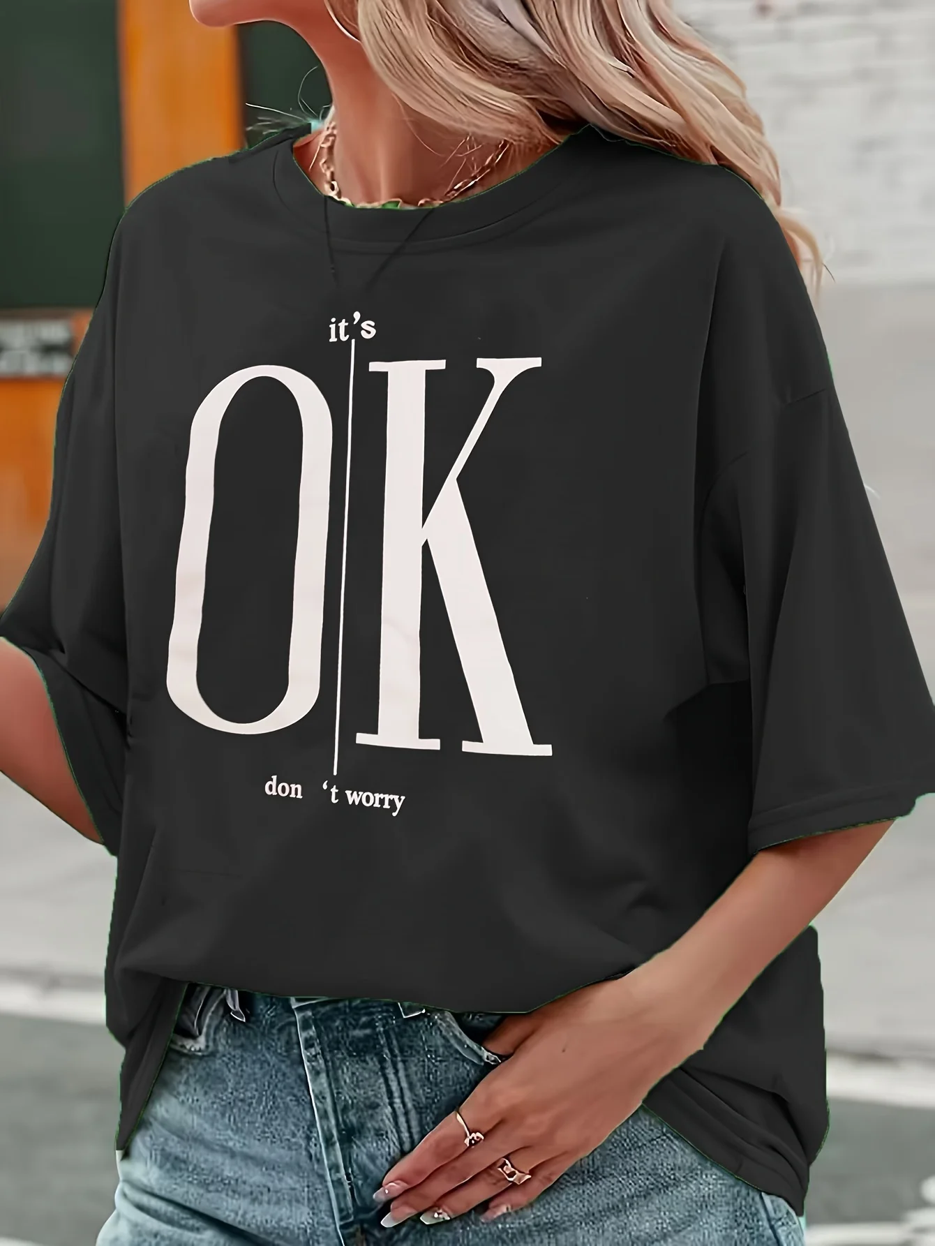 It's OK Motivational T-Shirt Black with White Letter Print Round Neck Casual Elegant Top Minimalistic Design Fashion Harajuku