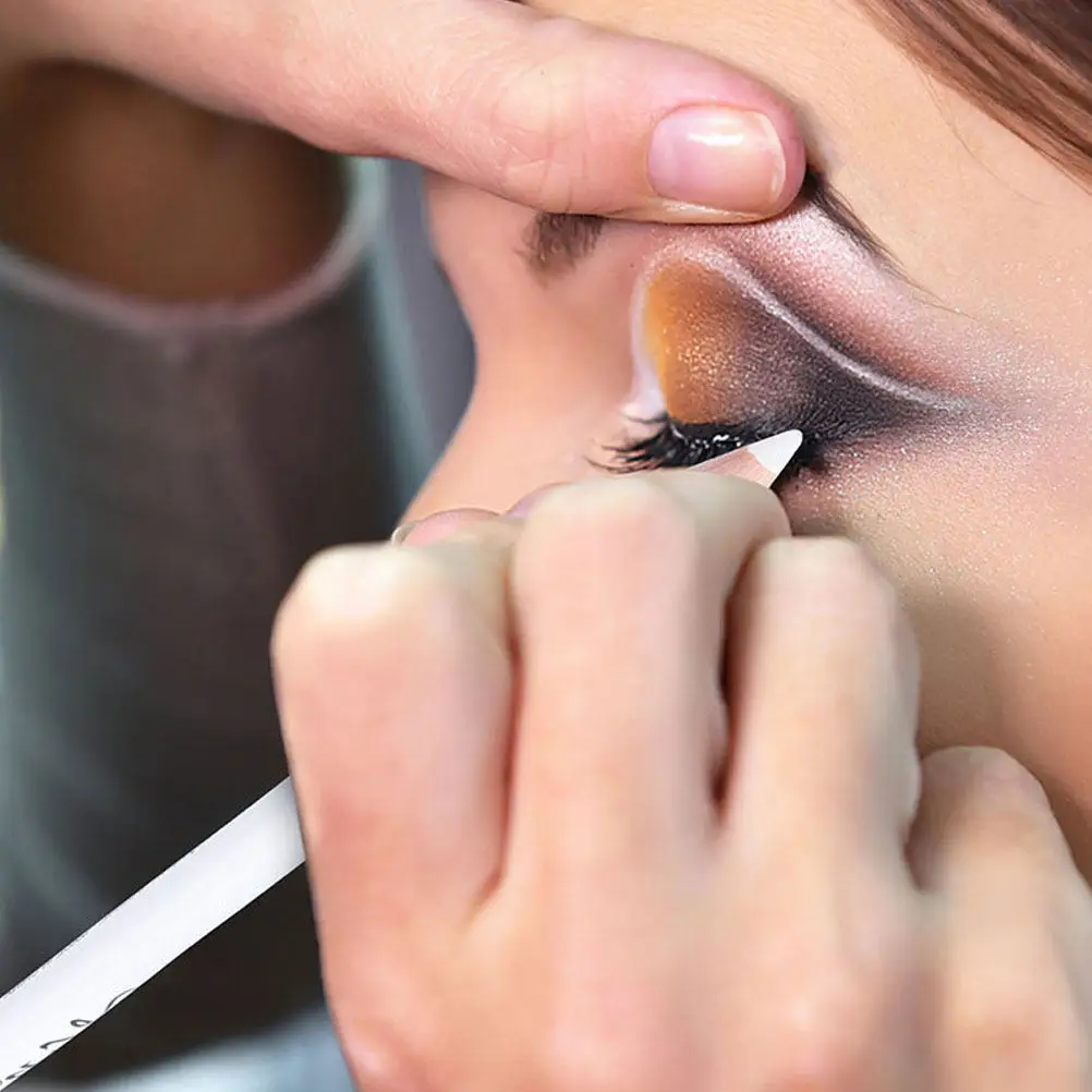 24 قطعة من أقلام تحديد العيون الناعمة الملمسة للنساء، لا تتلاشى، قلم رسم للعيون لإطلالة جذابة، ضرورية للاستخدام اليومي