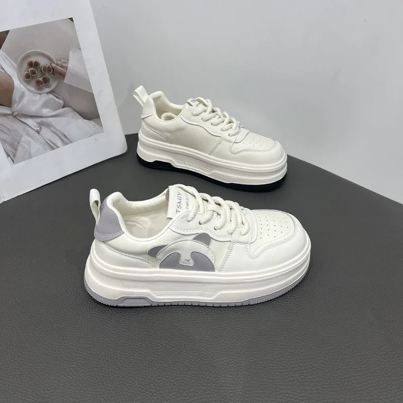 White chunky sneaker women 2024 spring sport shoes platform trainers woman fashion casual pu leather shoes cute panda sneaker