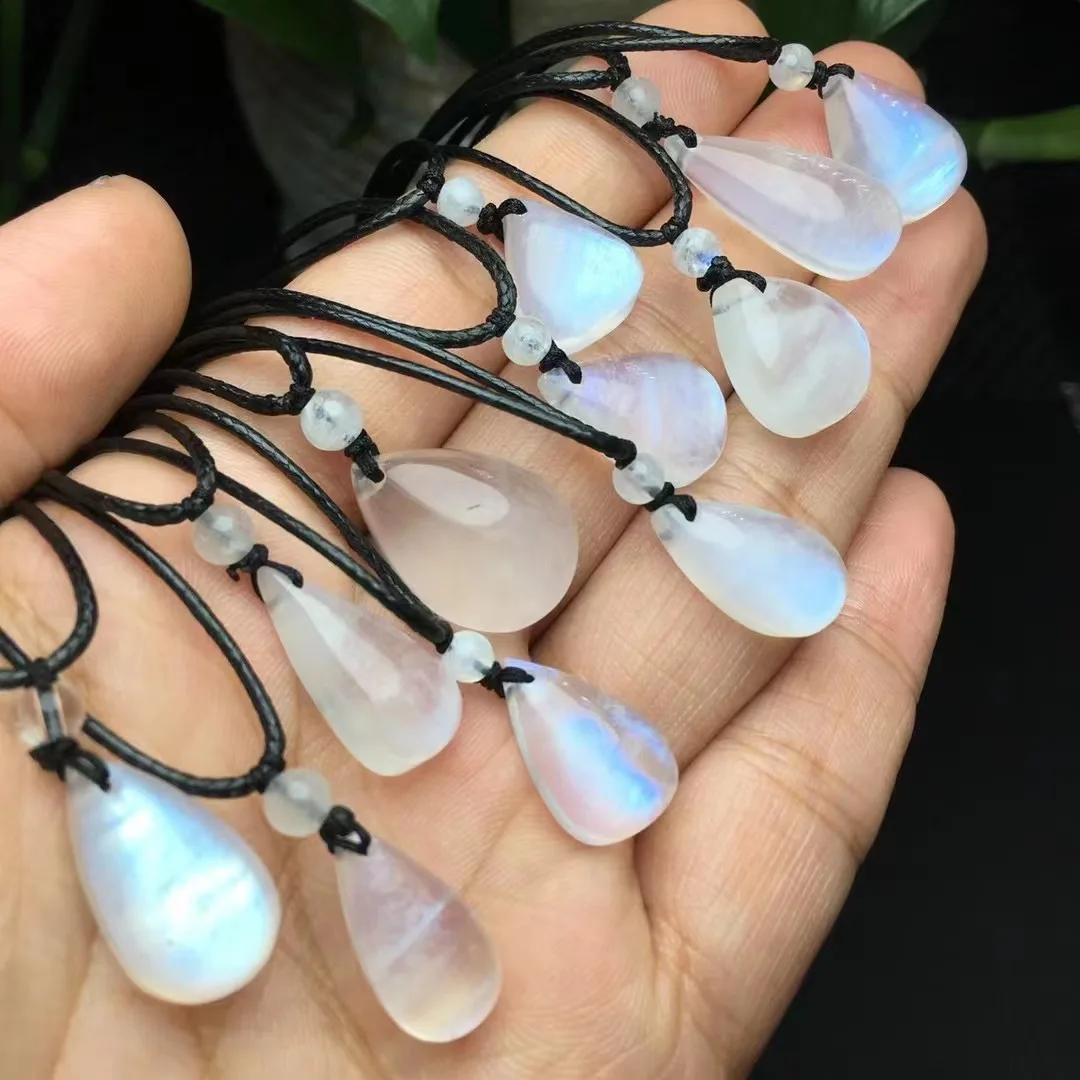 Unti One Piece Cost Effective Natural Blue Moonstone Crystal Healing Random Shape Pendant With Leather Rope