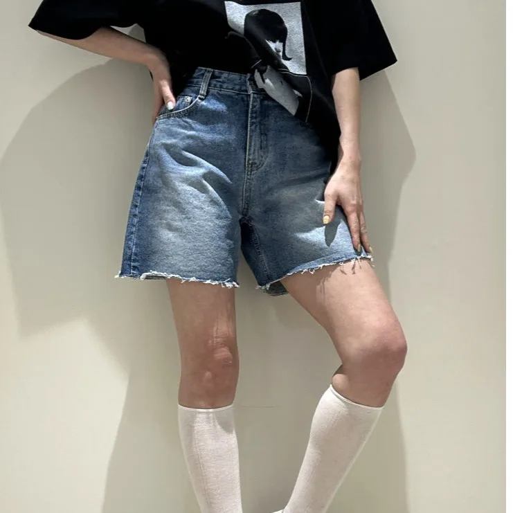 

Casual Chic Fashion Water Washed Distressed Straight Leg Jeans High Waist Asymmetric Blue Cotton 100% Ladies Jeans