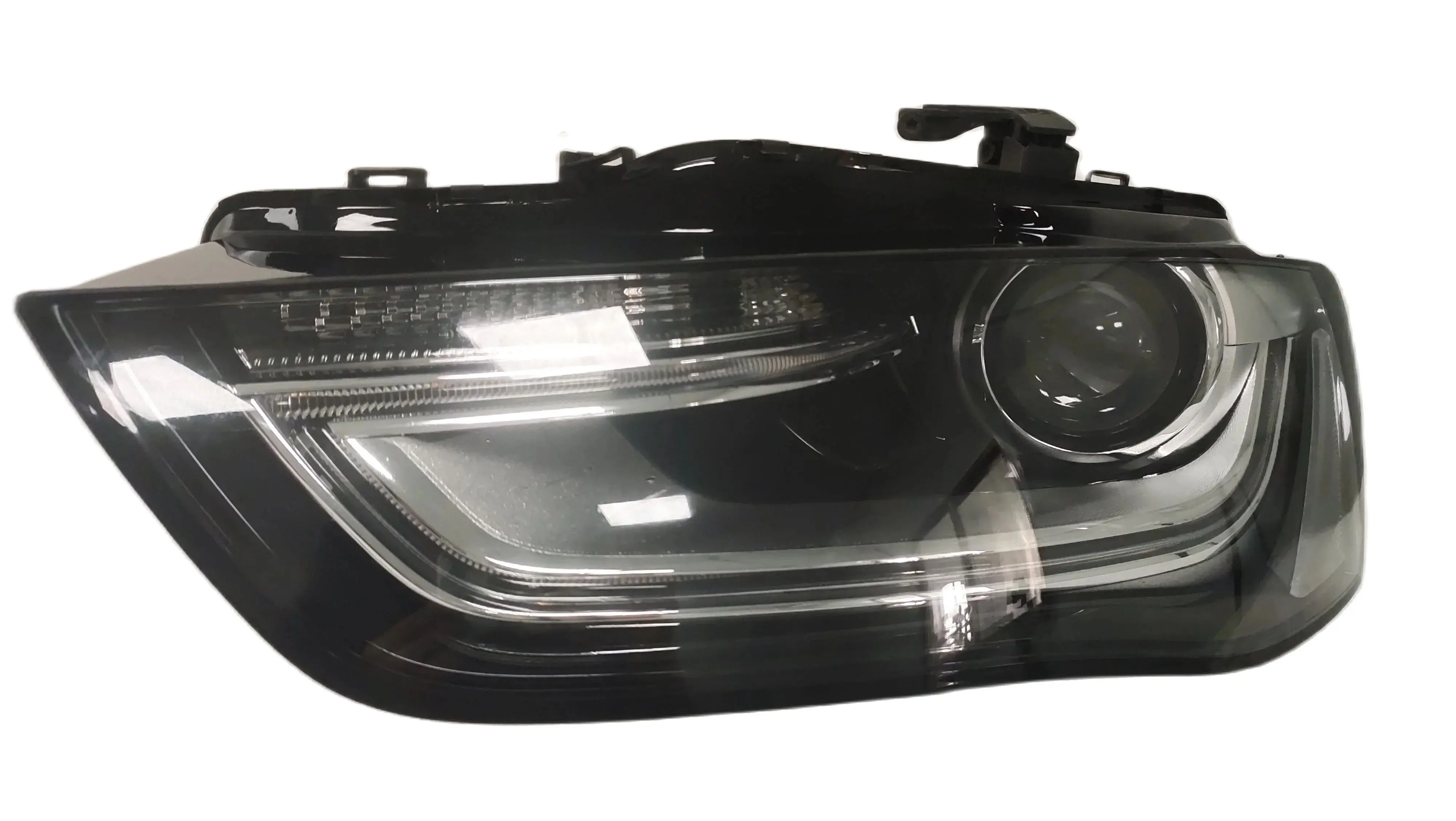 

Car Accessories Xenon Lamp For 2012-2015 Audi A4L A4 B9 Headlight High Quality Original Headlamp Assembly Auto Lighting System