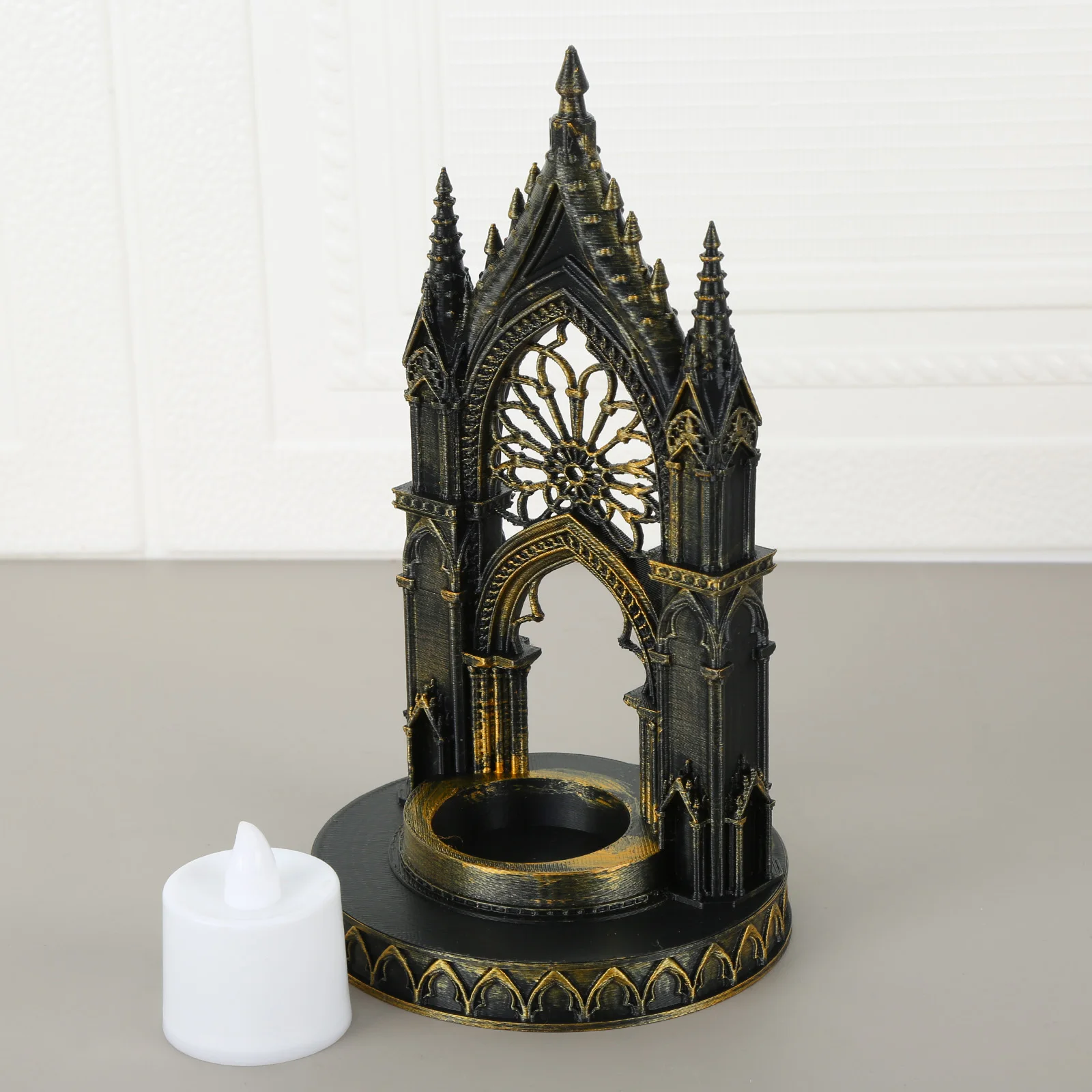 Cross-border Gothic Church Rose Window Candle Holder, Vintage Distressed Black Gold Spire Arch Tealight Stand Dark Style Tableto