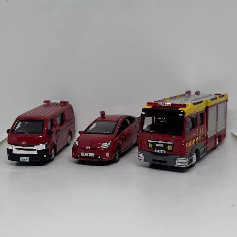 1:64 Hong Kong motor de bomberos Toyota Sea Lion Prius modelo de coche de aleación, colección infantil de juguetes decorativos, regalos para niños.