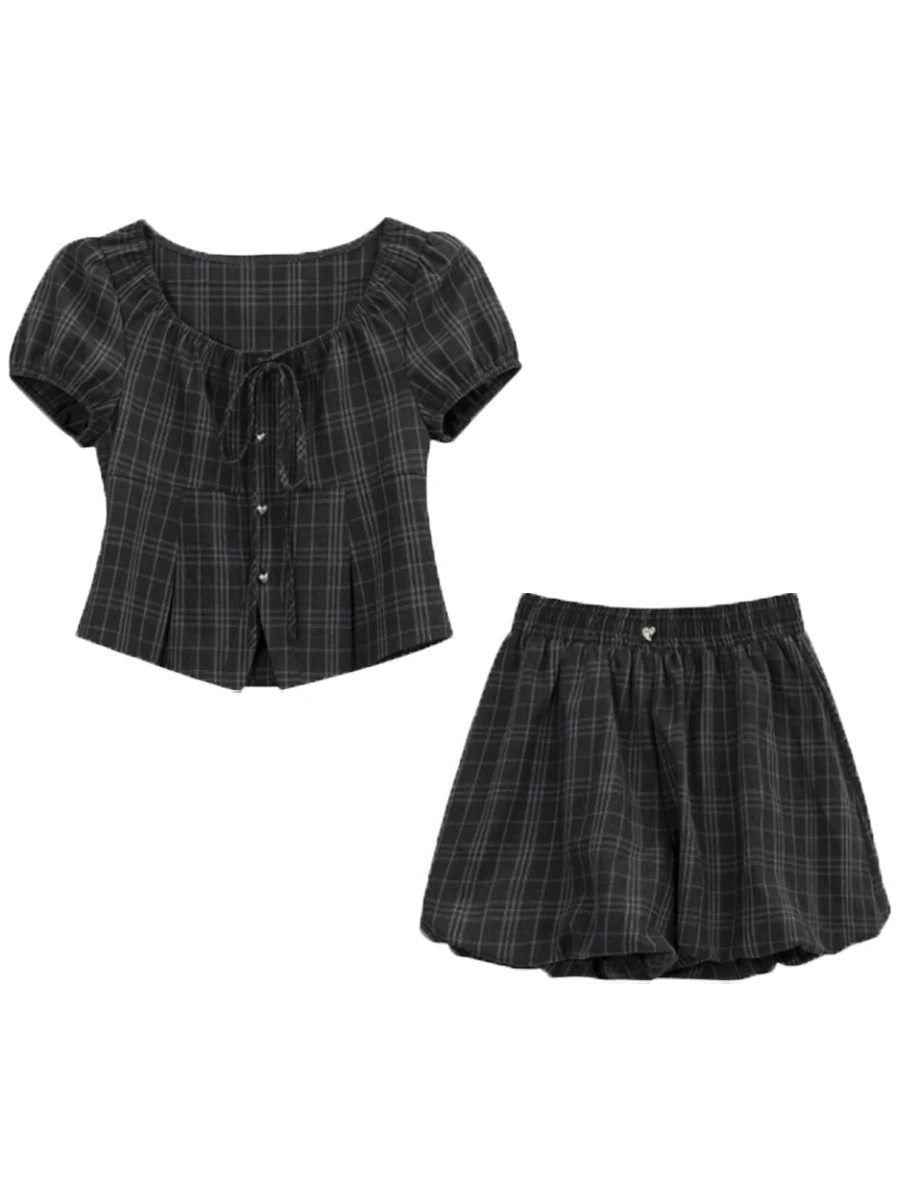 Women's Square Neck Lace-up Puff Short Sleeve Plaid Age-reducing Shirts + Summer High Waist Slimming Bud Shorts Two-piece Set