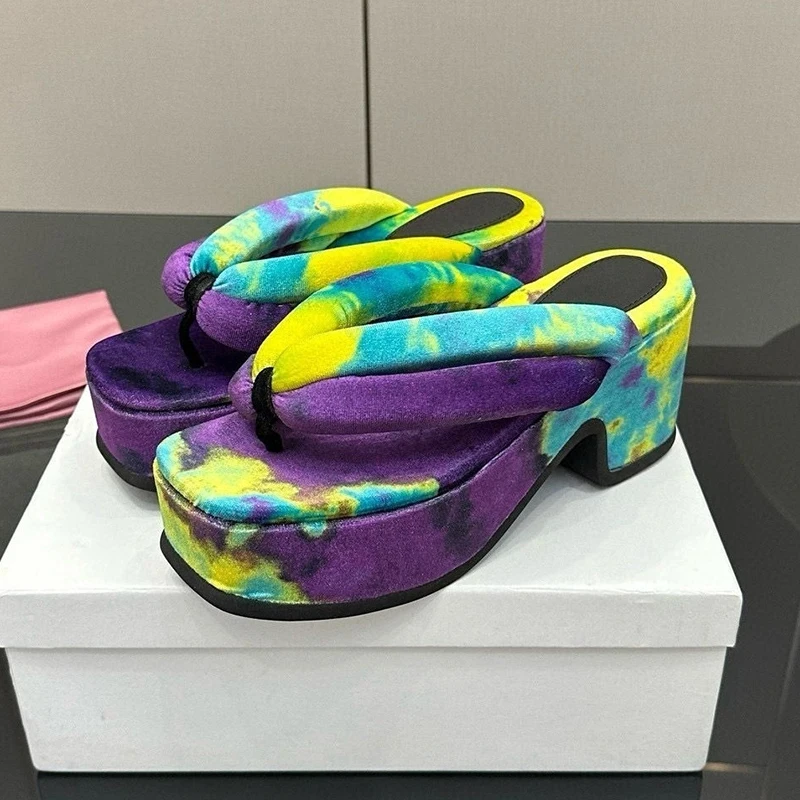 Printing Japanese Style Platform Flip Flops Women Chunky High Heel Split Toe Slippers Ladies Summer Outdoor Vacation Shoes 2025