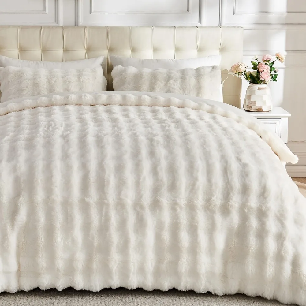 

Queen Size Plush Rabbit Fur-Like Duvet Cover Set in Cream White