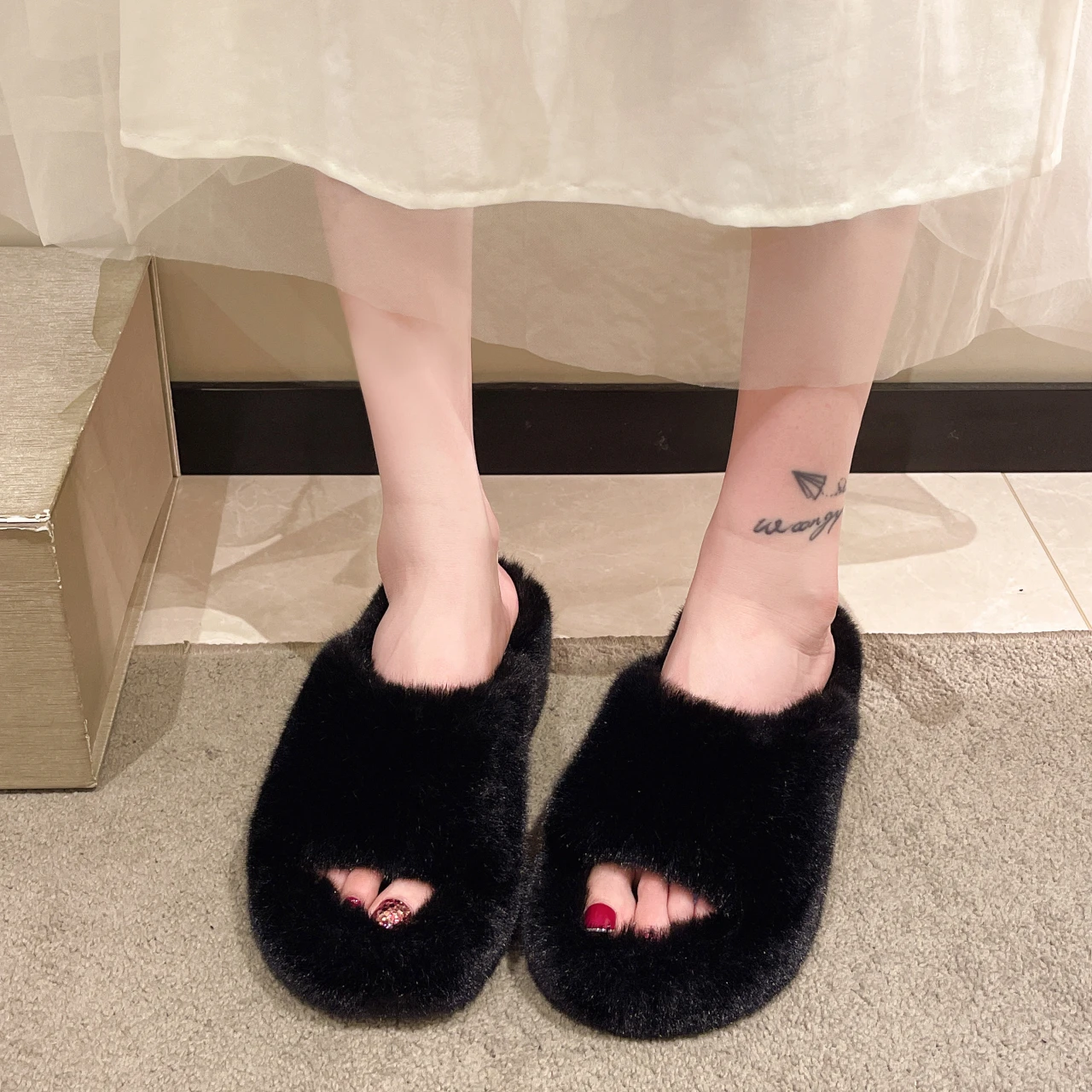 Winter Fur Women Slippers 2022 Plush Fluffy Home Slippers Women Cozy Soft Warm Furry Indoor House Shoes Platform Flip Flops
