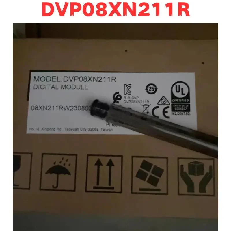 

Новый DVP08XN211R PLC