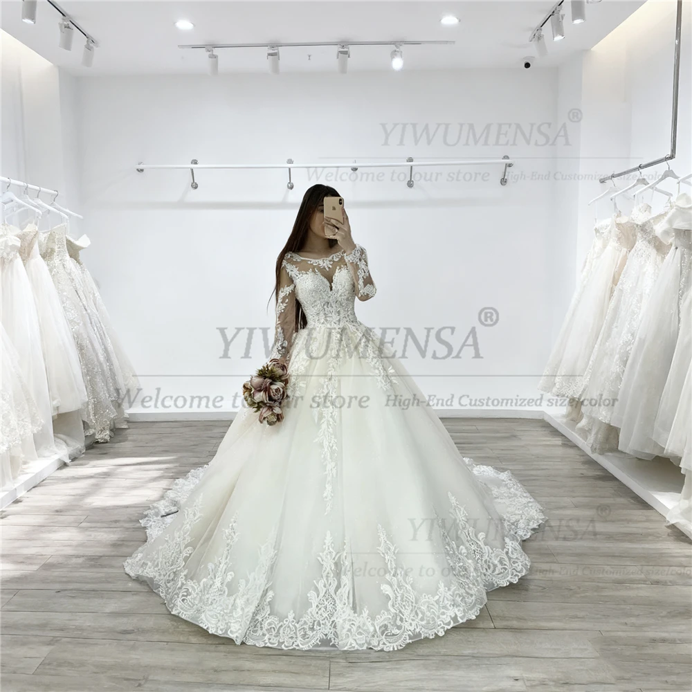 럭셔리 스팽글 튤 아플리케 웨딩 드레스 스쿱 넥 긴 소매 레이스 아플리케 신부 드레스 공식 파티 드레스