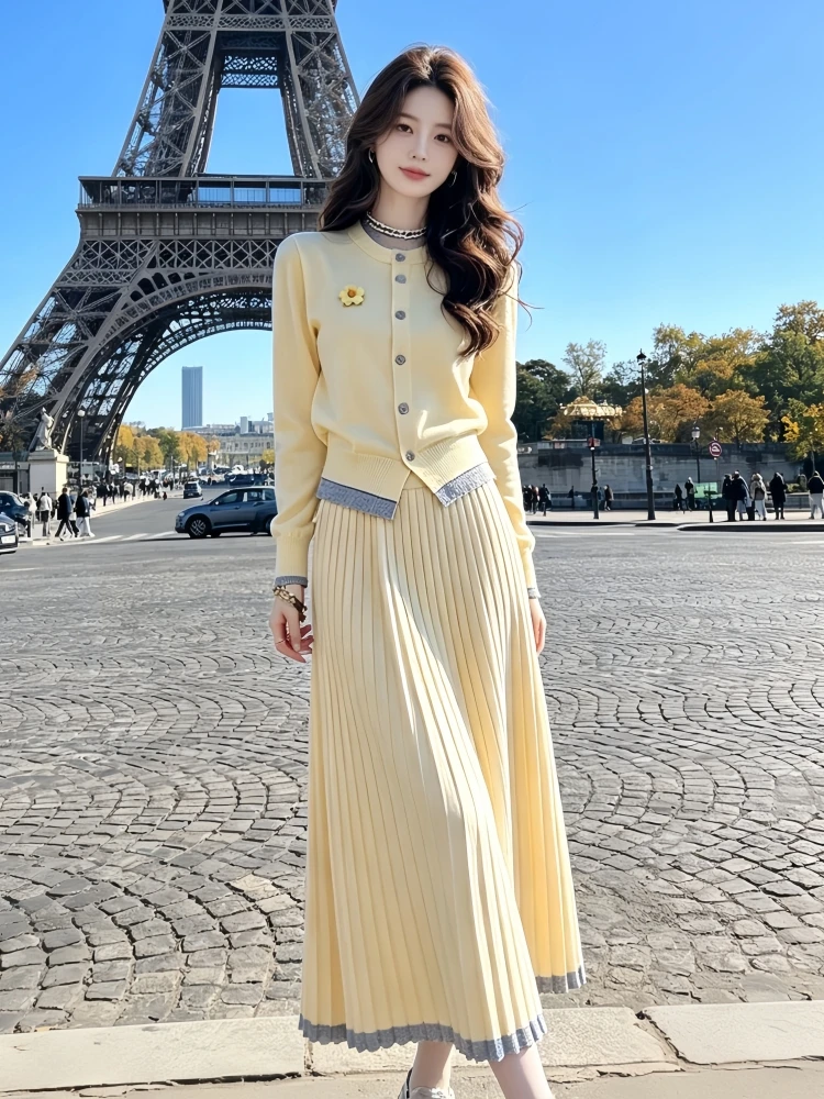 New High End Elegant Knitted Women's Two Piece Set O-neck Long Sleeve Contrast Color Cardigan + A-line Pleated Long Skirt Suit