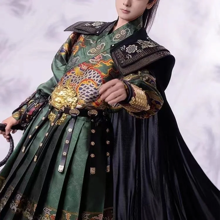 Cape Hanfu pour hommes, Robe extérieure chevaleresque, industrie lourde, Costume de poisson volant de la dynastie Ming chinoise, Cape d'armure de héros d'épéiste rétro