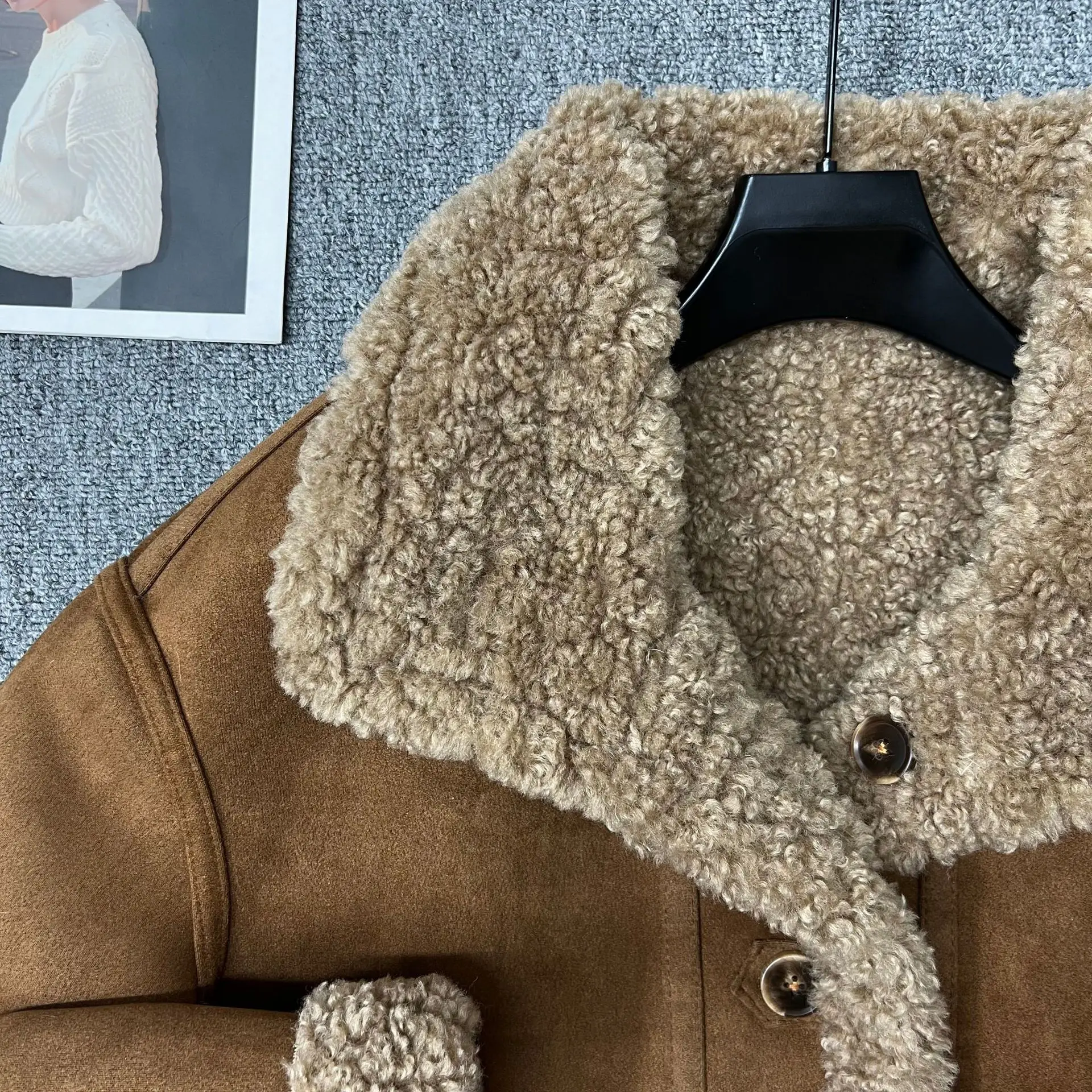 Faux Wool Sheepskin Coat for Women 2025 Winter New Suede Reversible Thickened Warm Women's Faux Fur Coat