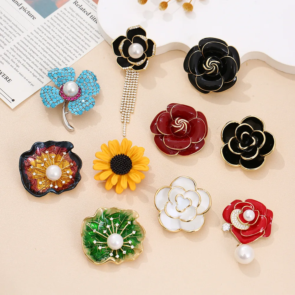 Xiaoxiangfeng Coat Flower Brooch Fashionable Camellia Alloy Pin Adult Versatile Clothing Accessories Anti Glare Jewelry