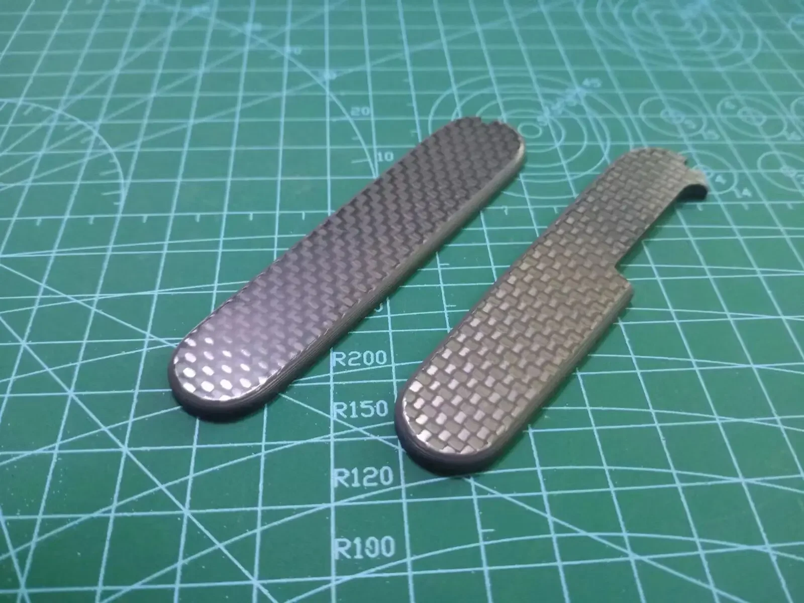 

New 1Pair DIY Carbon Fiber Handle Scales With Cut-Out for 91mm Victorinox Swiss Army Knife