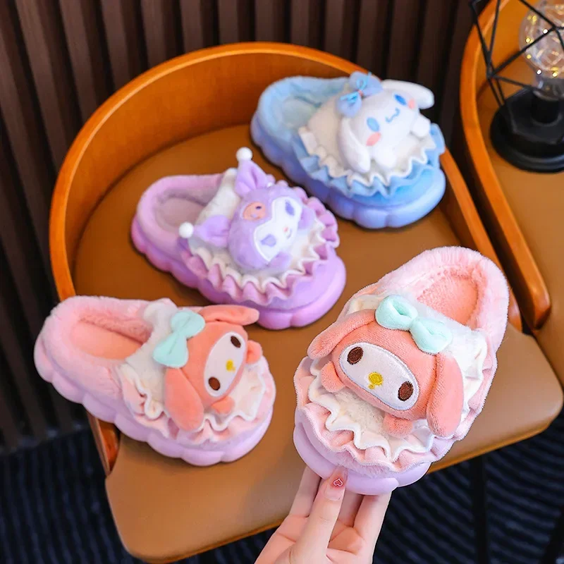 

Kawaii Sanrio Hello Kitty Kuromi My Melody Cinnamoroll Women Cotton Slippers Winter Home Round Toe Casual Flat Warm Slippers ﻿