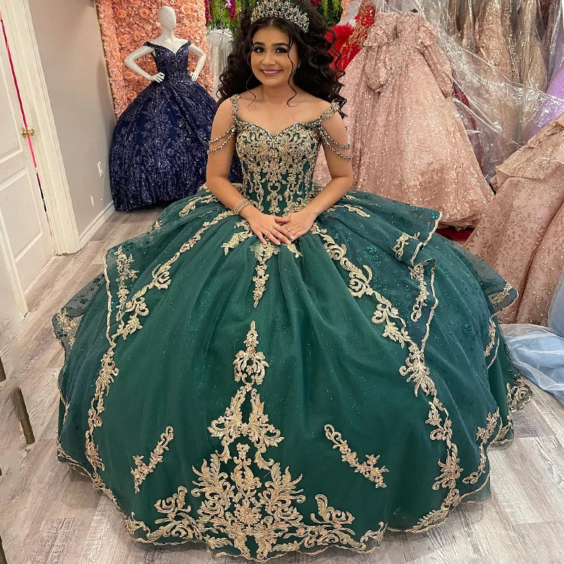 

Emerald Green Quinceanera Dresses For 16 Girl Off the Shoulder Gold Appliques Lace Beads Princess Ball Gowns Birthday Prom Party