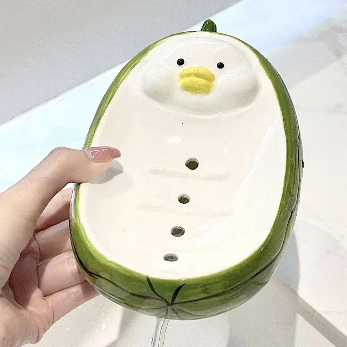 

NEW 1PC Ceramic Cartoon Cute Drain Soap Box Shower Soap Holder Water Guide Hole Dish Storage Plate Soap Tray Bathroom Supplies