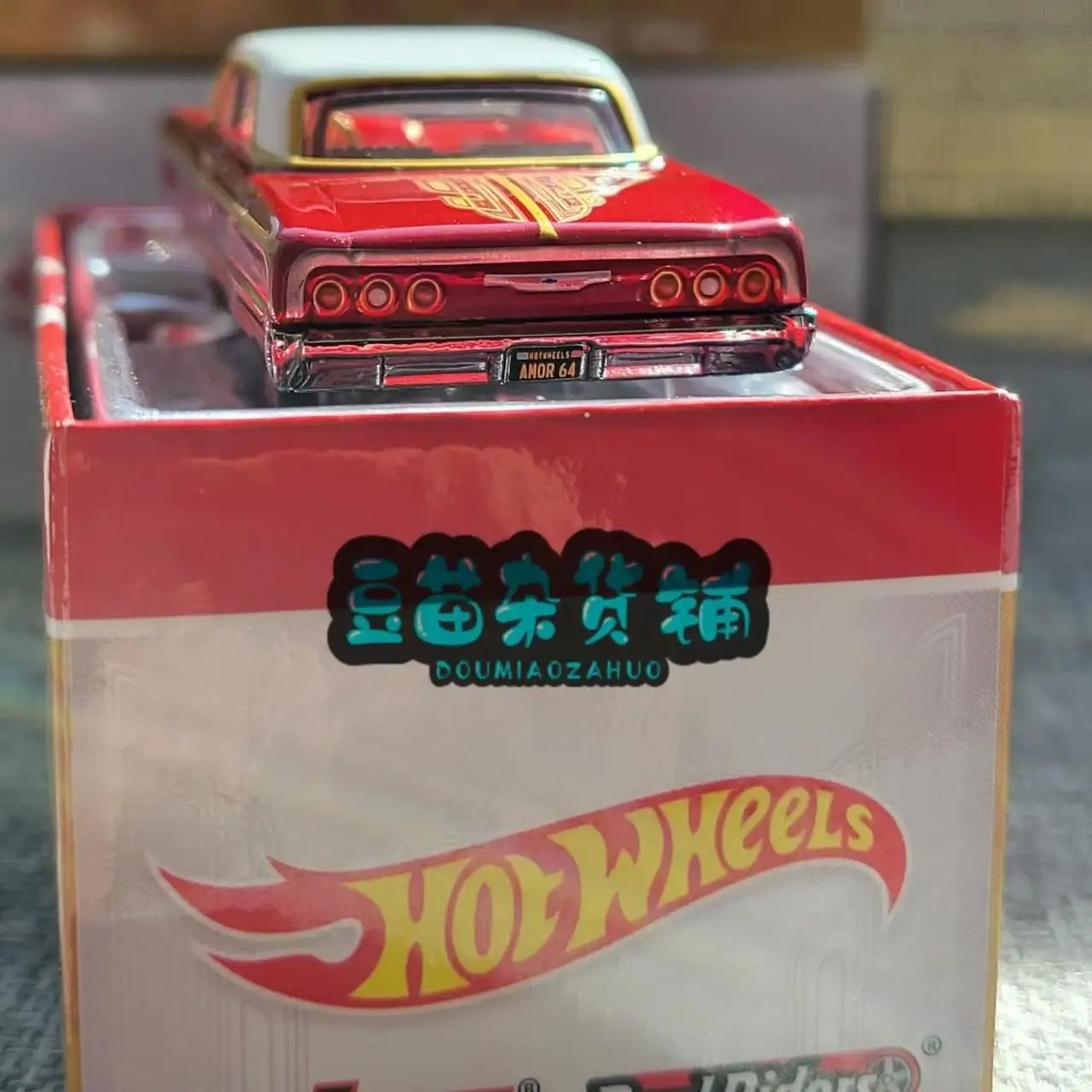 HOT WHEELS 1:64  impala jump-car Collection die cast alloy car model decoration gift
