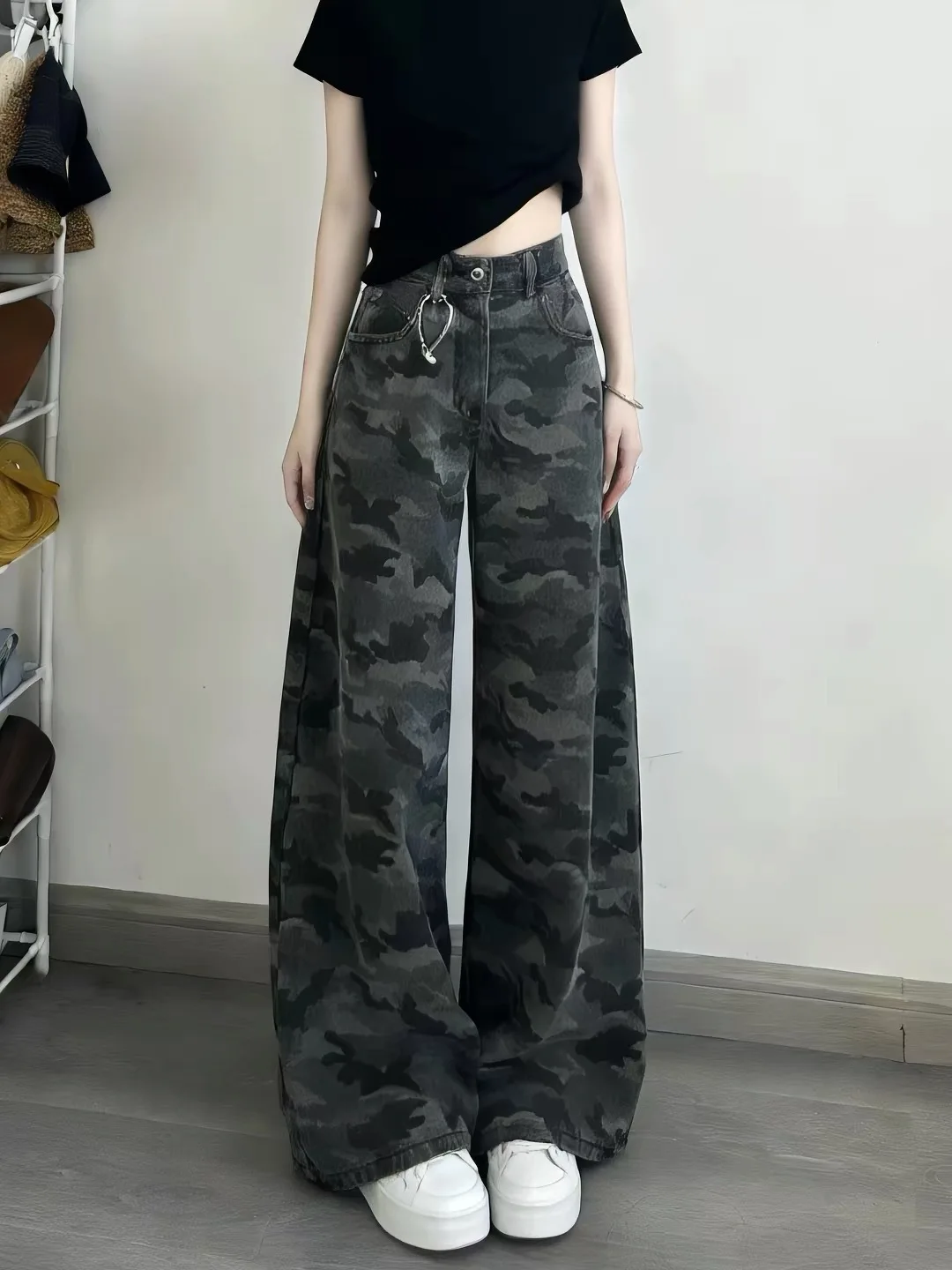 Loose Fit Camouflage Wide Leg Workwear Pants High Waist Zipper Closure Casual High Waist Jeans for Pear Shaped Body Slimming