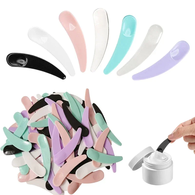 

300Pcs Mini Makeup Mask Spatula Disposable Curved Cosmetic Spatula Scoop Cream Mask Spoons for Mixing and Sampling