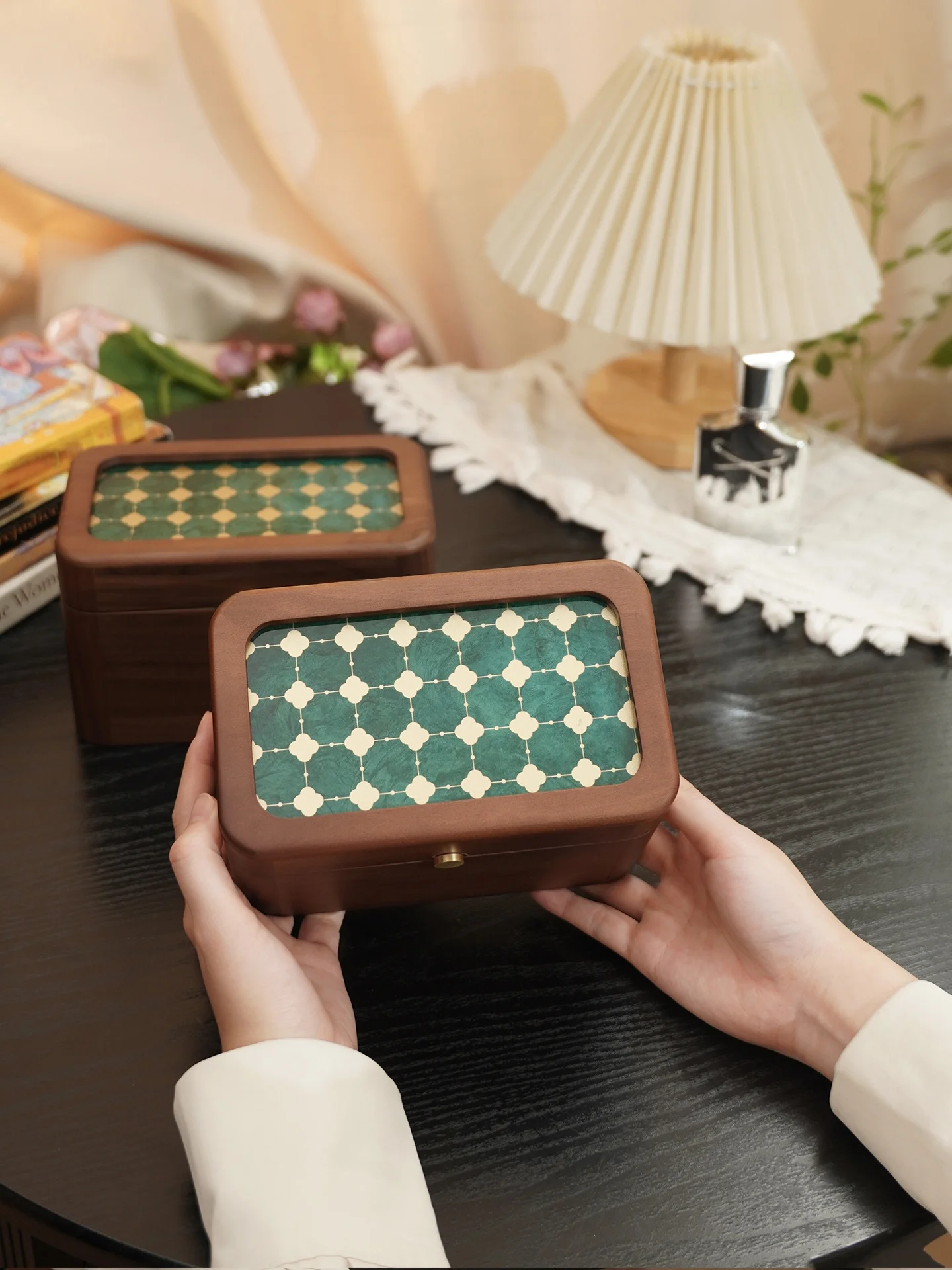 

High End Luxury Wooden Jewelry Storage Box Large Capaci for Bracelets Gold And Jade Special Desktop Organizer Handmade