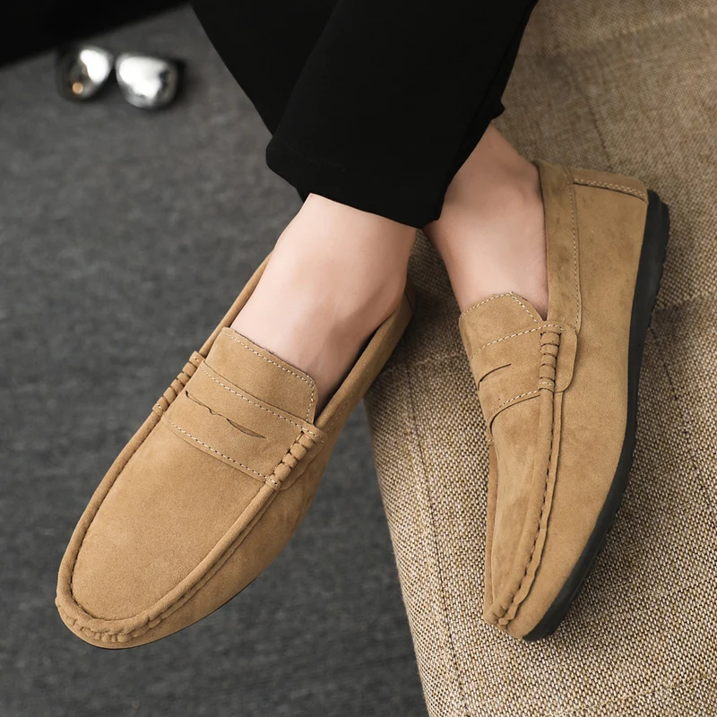 2026 Casual Men's Comfortable Work Shoes Versatile Driving Loafers in Black Grey Khaki Three-Color Options