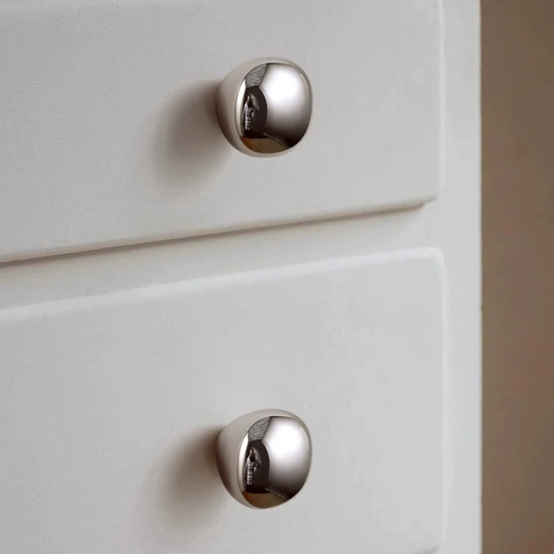 Bright Chrome Furniture Handle French Luxury Art Cabinet Handles Door Drawer Knobs Single Hole Cupbaord Wardrobe Closet Pulls