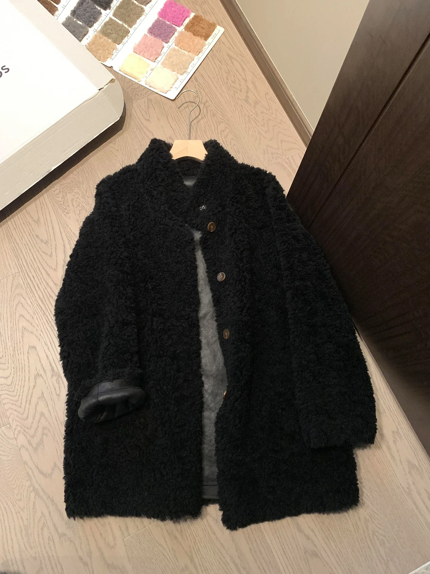 Autumn Winter Women's Lamb Wool Coat Fashion Solid Color Single Breasted Thickened Cotton Jacket Mid-length Loose Plush Overcoat