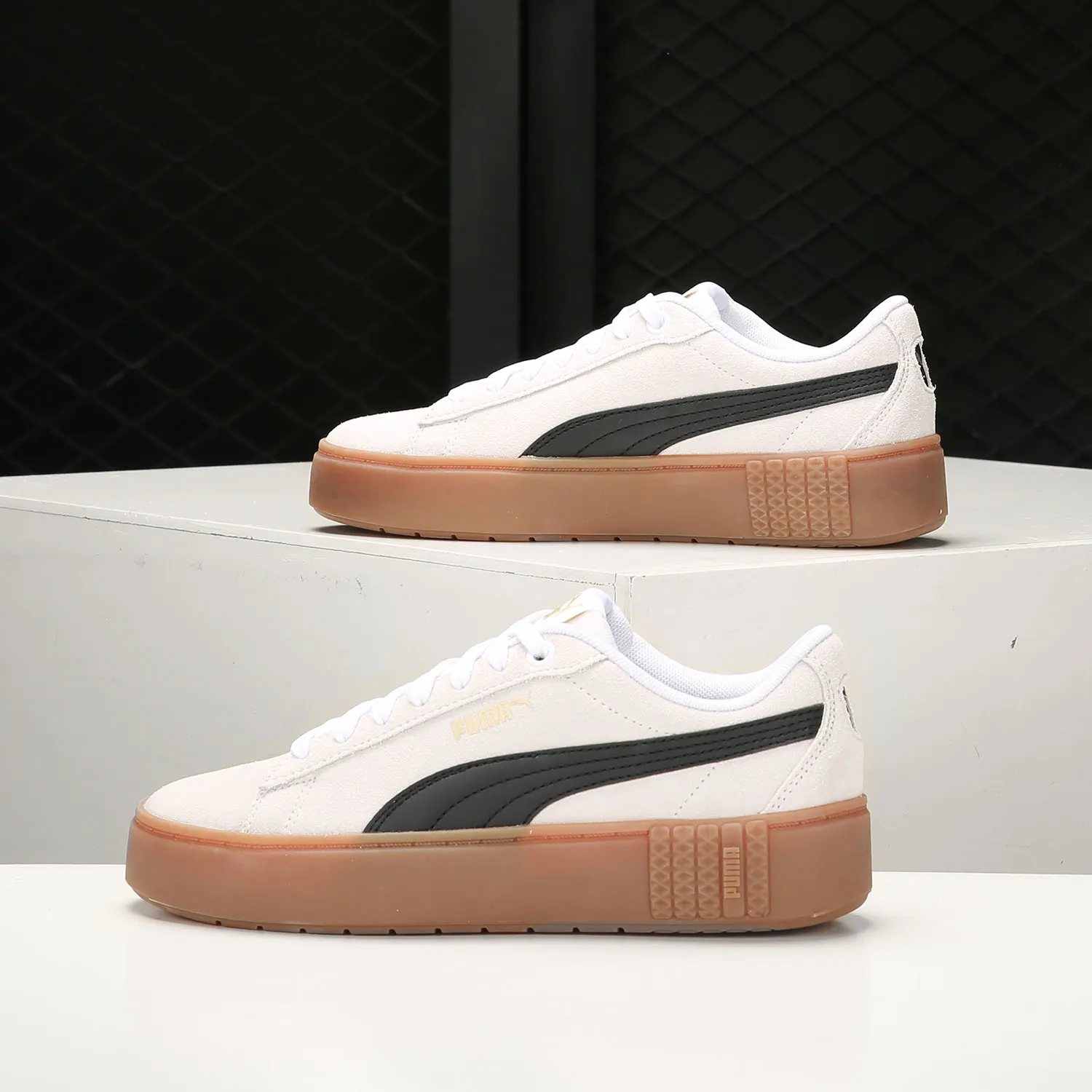 

Puma Genuine Current Season Women's Low-Top Training Casual Shoes 373037-07